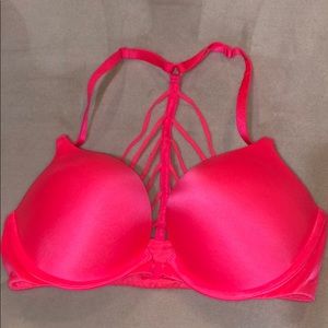 32C pink Victoria secret bombshell plunge bra